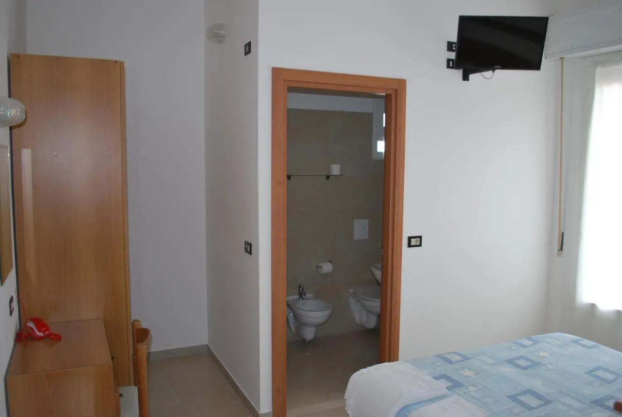 Hotel Numi Rimini 2*,  Italien